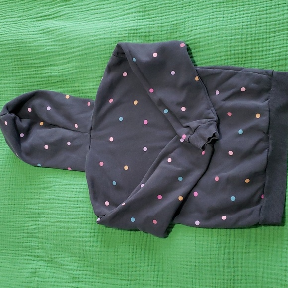 3/$35 Girl's hoodie from H&M - Picture 2 of 4